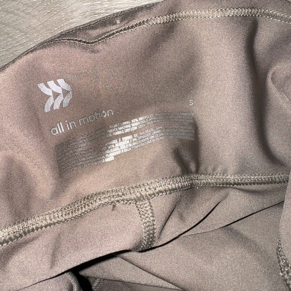 All in Motion Tan Leggings with Stretchy Fabric and Wide Waistband - Picture 4 of 5